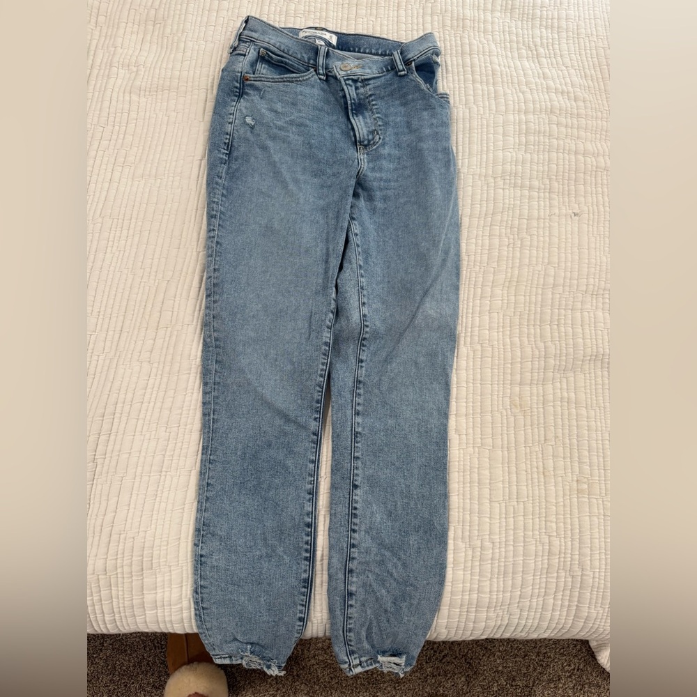 Skinny Cross Waist Abercrombie Jeans